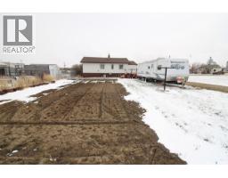 261 2nd Avenue W, Shaunavon, SK S0N2M0 Photo 28
