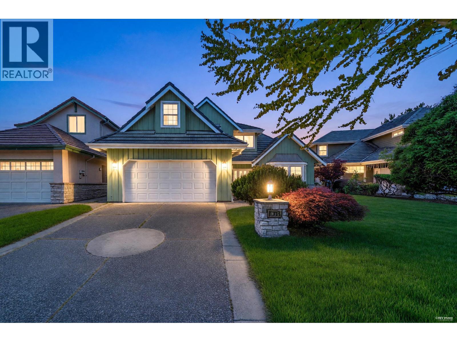 6231 DUNSMUIR CRESCENT