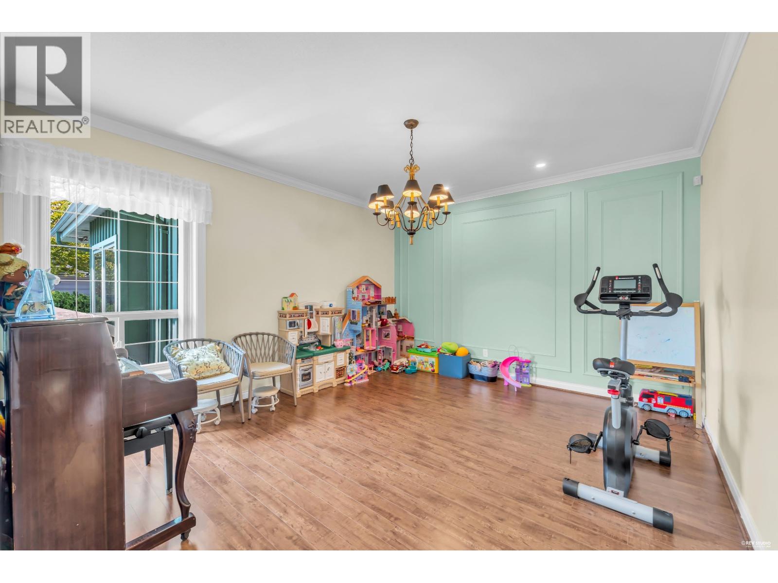 6231 DUNSMUIR Crescent, Richmond