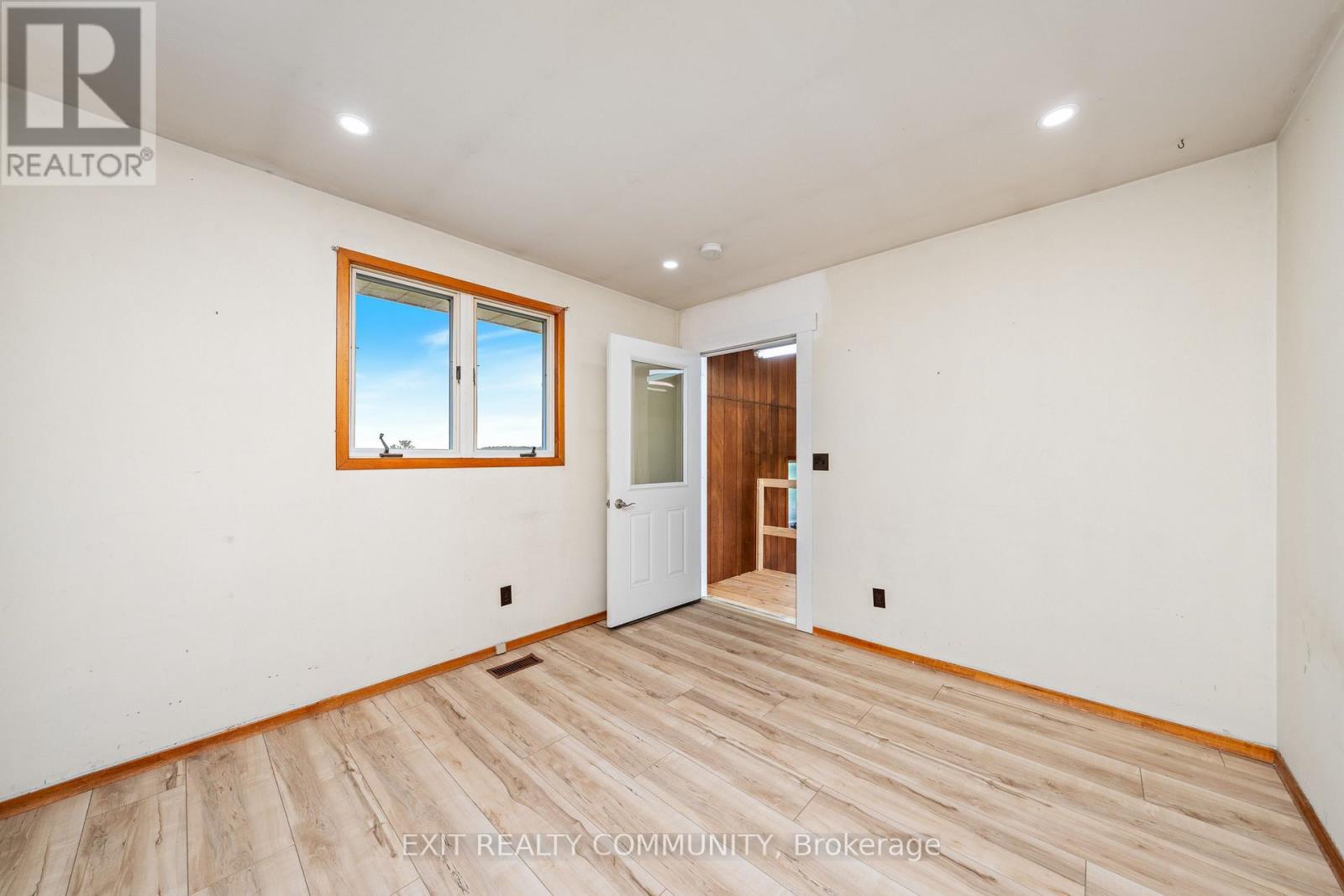 30035 HALE SCHOOL ROAD - Image 37