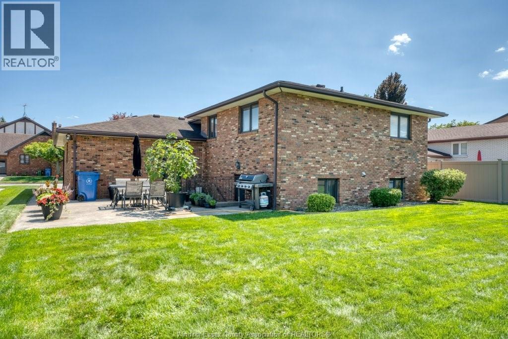 1030 Dandurand COURT - Image 38