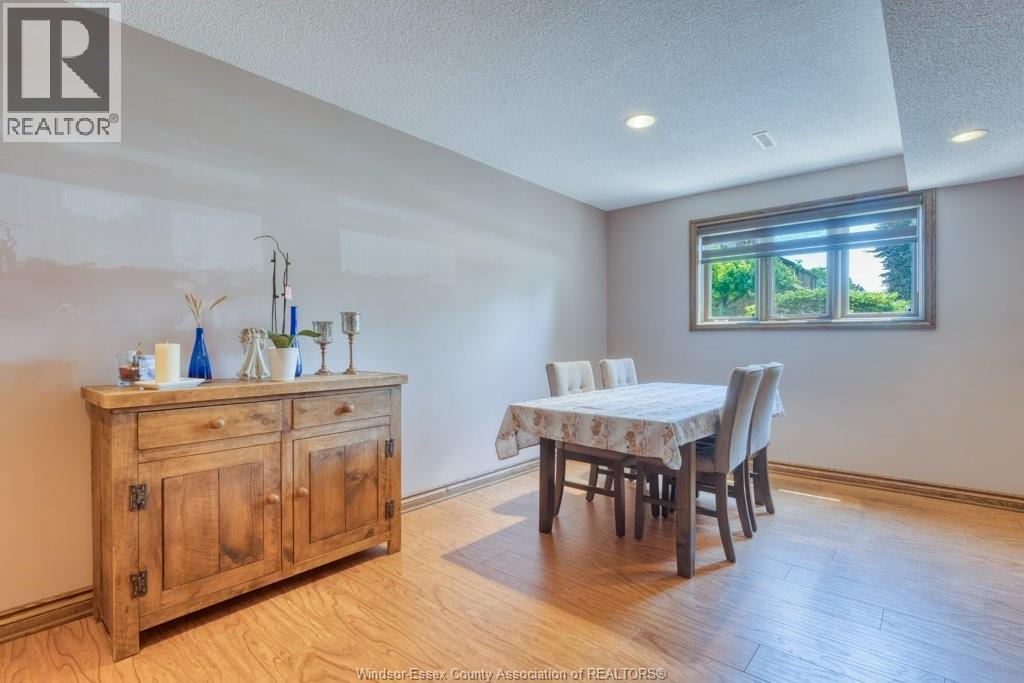 1030 Dandurand COURT - 24