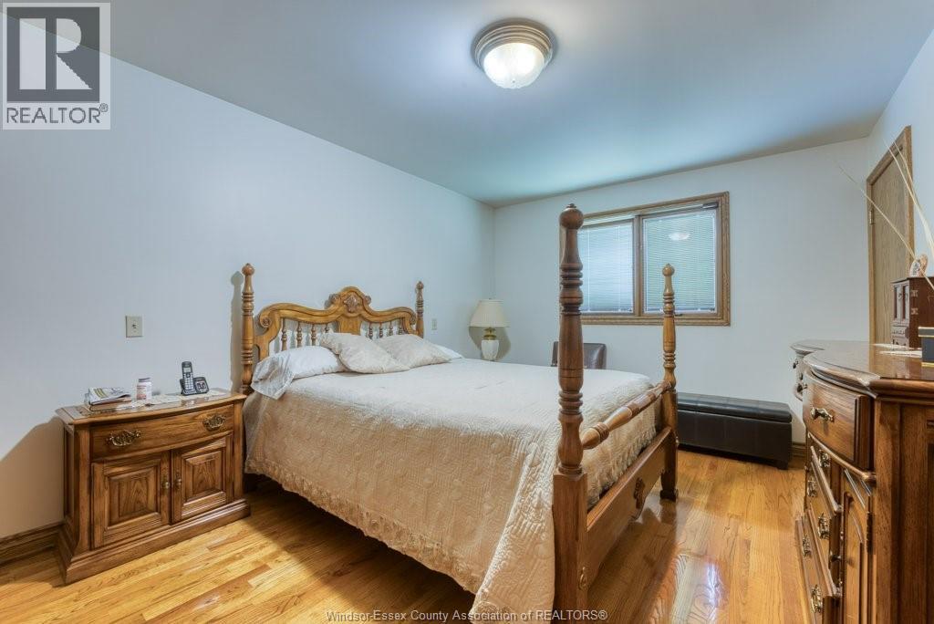1030 Dandurand COURT - Image 18