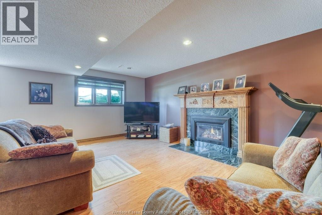 1030 Dandurand COURT - Image 21