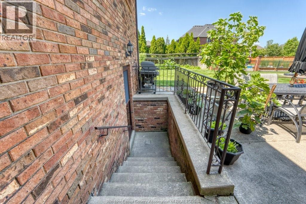 1030 Dandurand COURT - 36