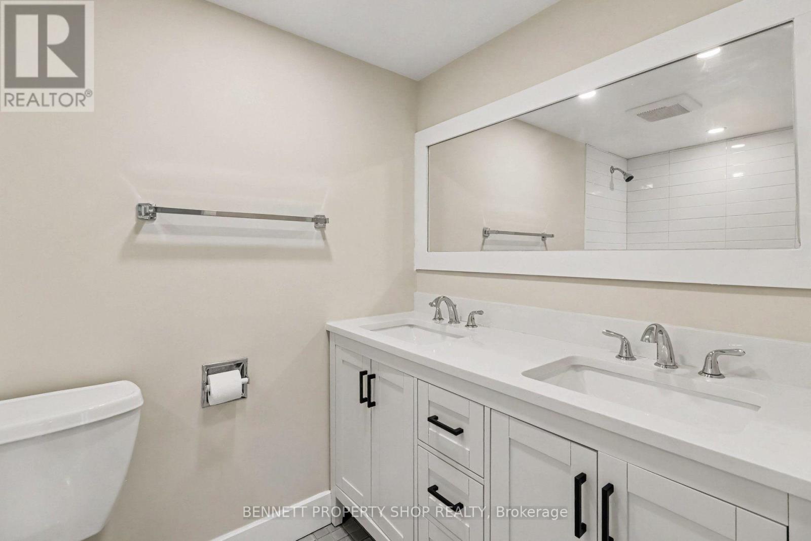 #3B 100 RIDEAU TERRACE - Image 11