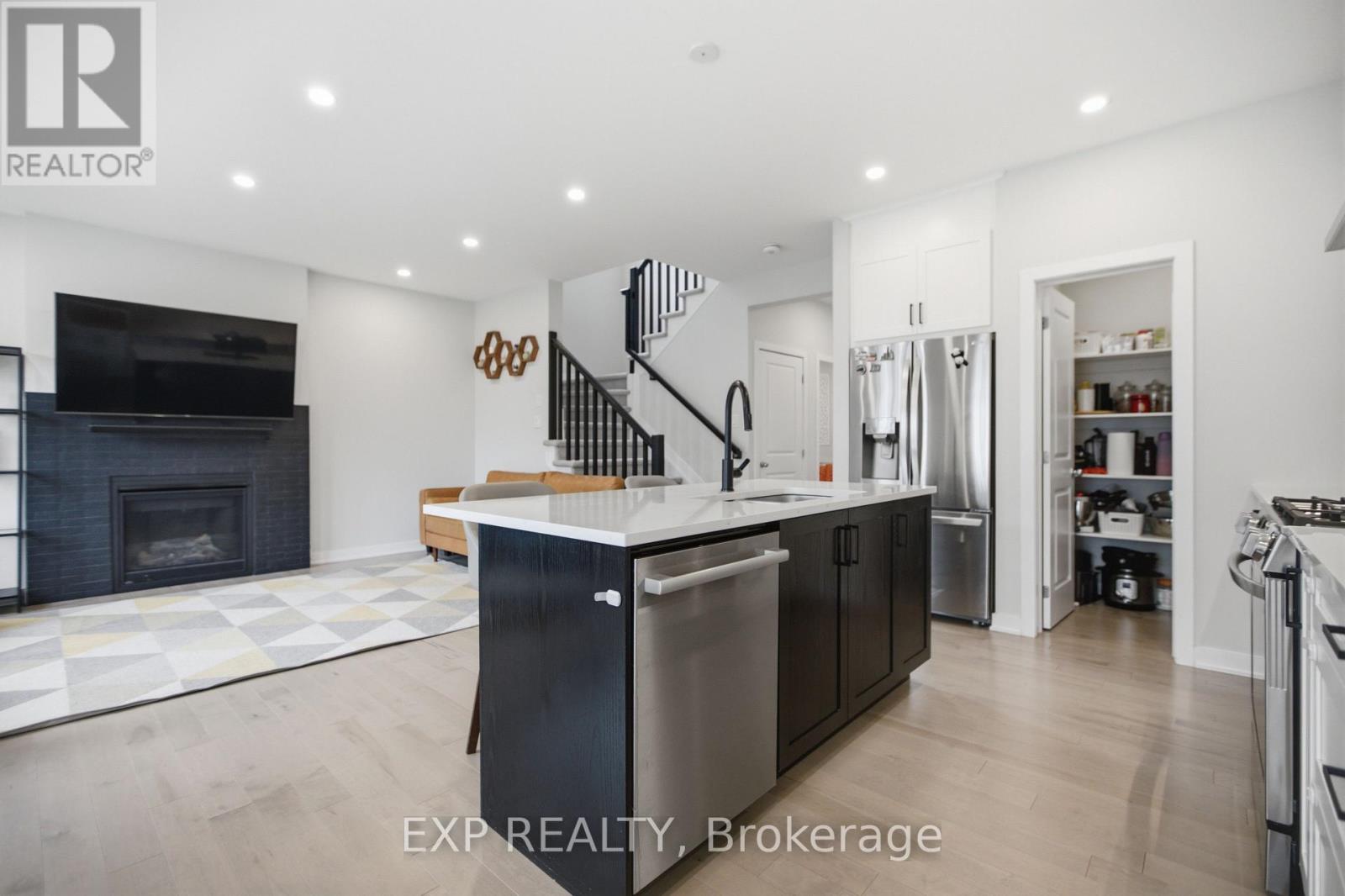 846 SENDERO WAY - Image 11