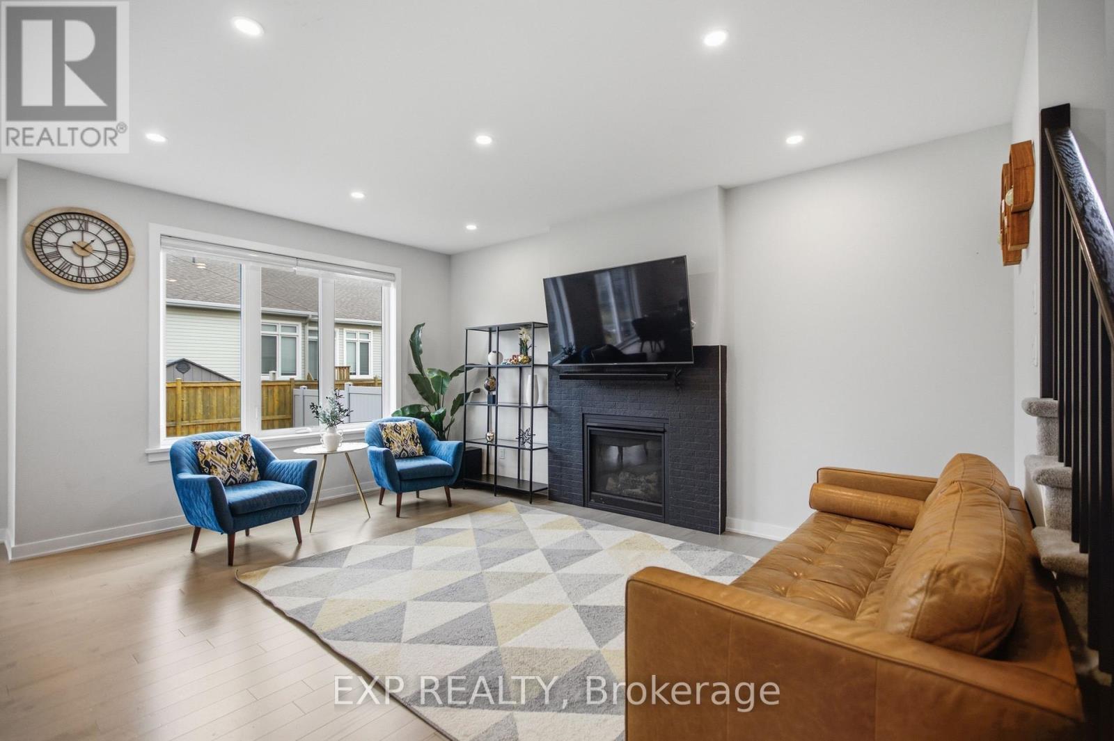 846 SENDERO WAY - Image 12