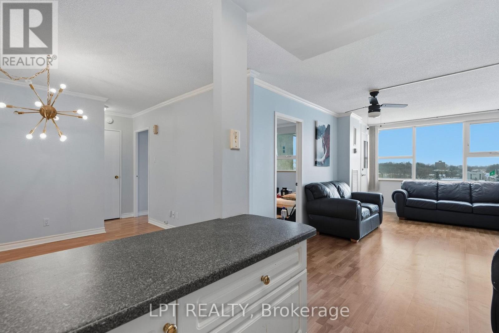 2 Bed, 2 Bath House for Rent in Ottawa – 1112 – 555 BRITTANY DRIVE, Ottawa – MLS# X13610016 - Image 13