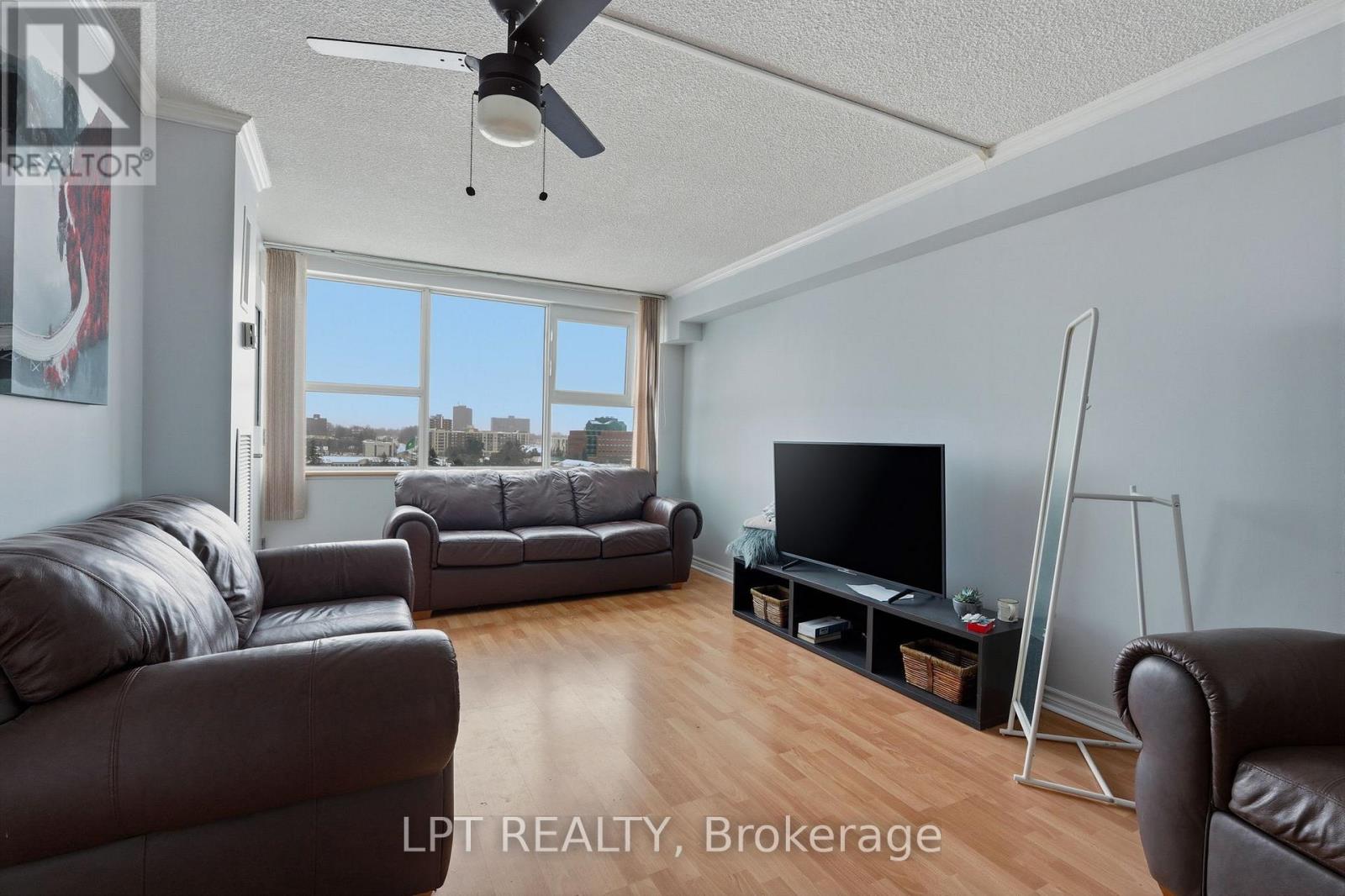 2 Bed, 2 Bath House for Rent in Ottawa – 1112 – 555 BRITTANY DRIVE, Ottawa – MLS# X13610016 - Image 14
