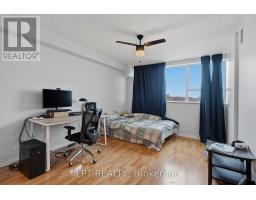 1112 - 555 Brittany Drive, Ottawa, ON K1K4C5 Photo 18