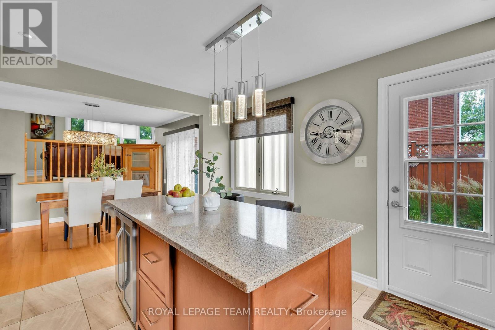 2250 URBANDALE DRIVE - Image 18