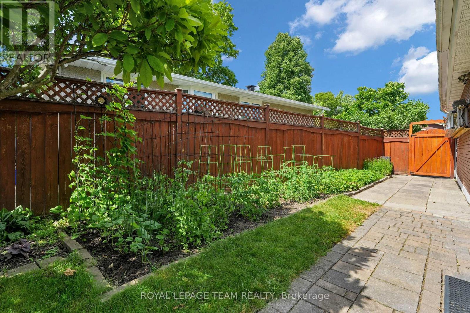 2250 URBANDALE DRIVE - Image 47