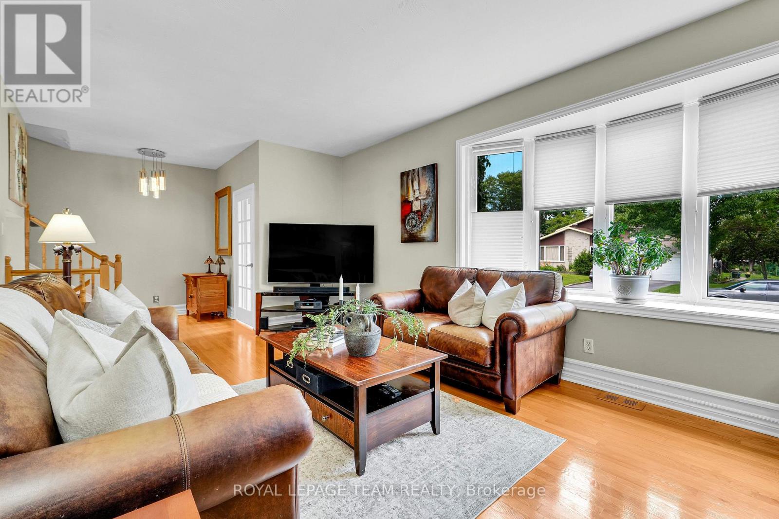 2250 URBANDALE DRIVE - Image 9