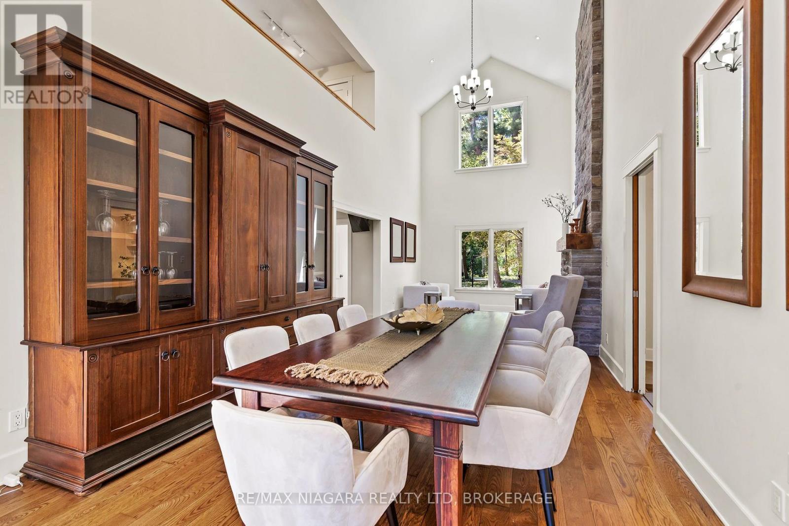 429 RIDGE ROAD E - Image 17