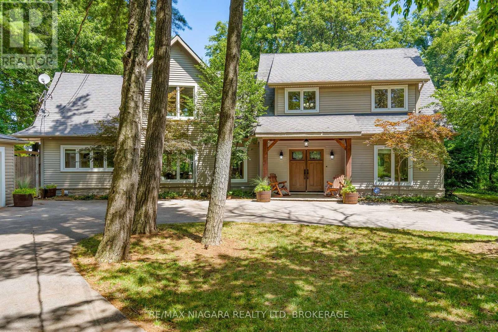 429 RIDGE ROAD E - 2