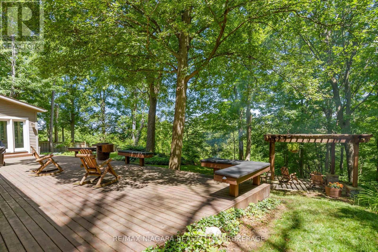 429 RIDGE ROAD E - Image 37