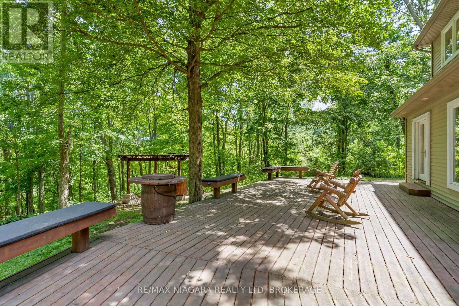429 RIDGE ROAD E - Image 44