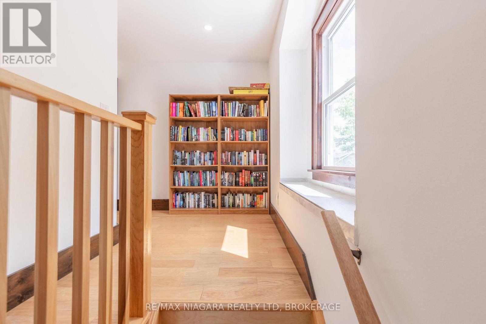 149 CAMBRIDGE ROAD E - 20