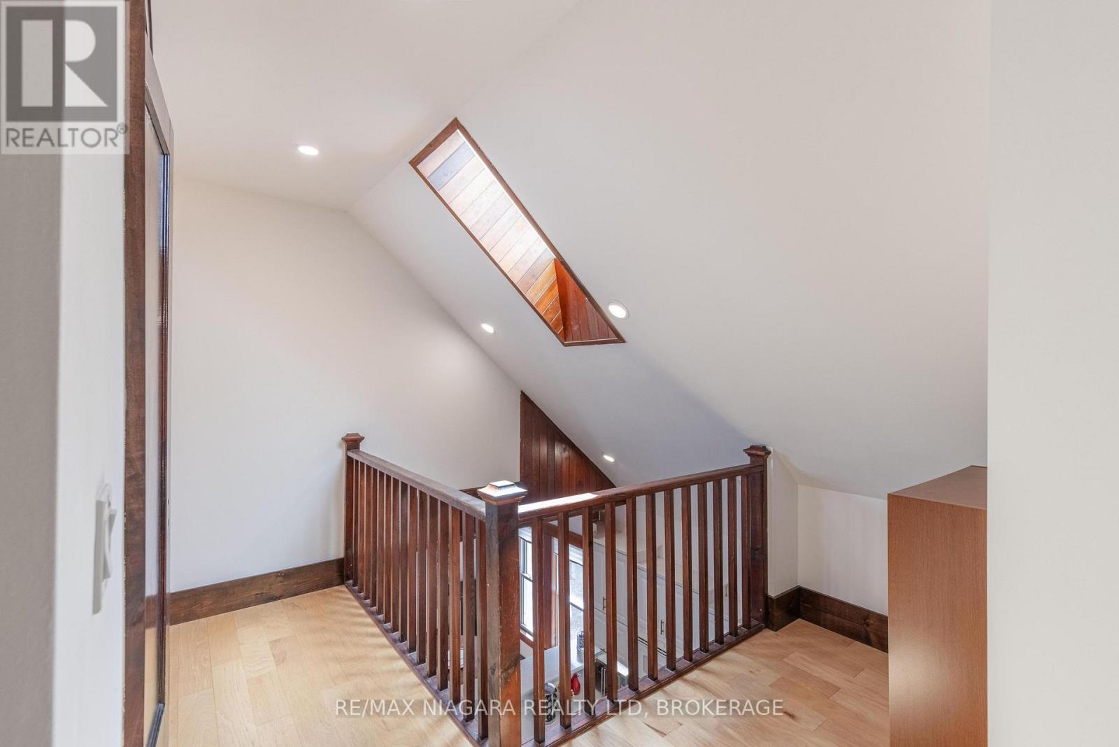 149 CAMBRIDGE ROAD E - Image 26