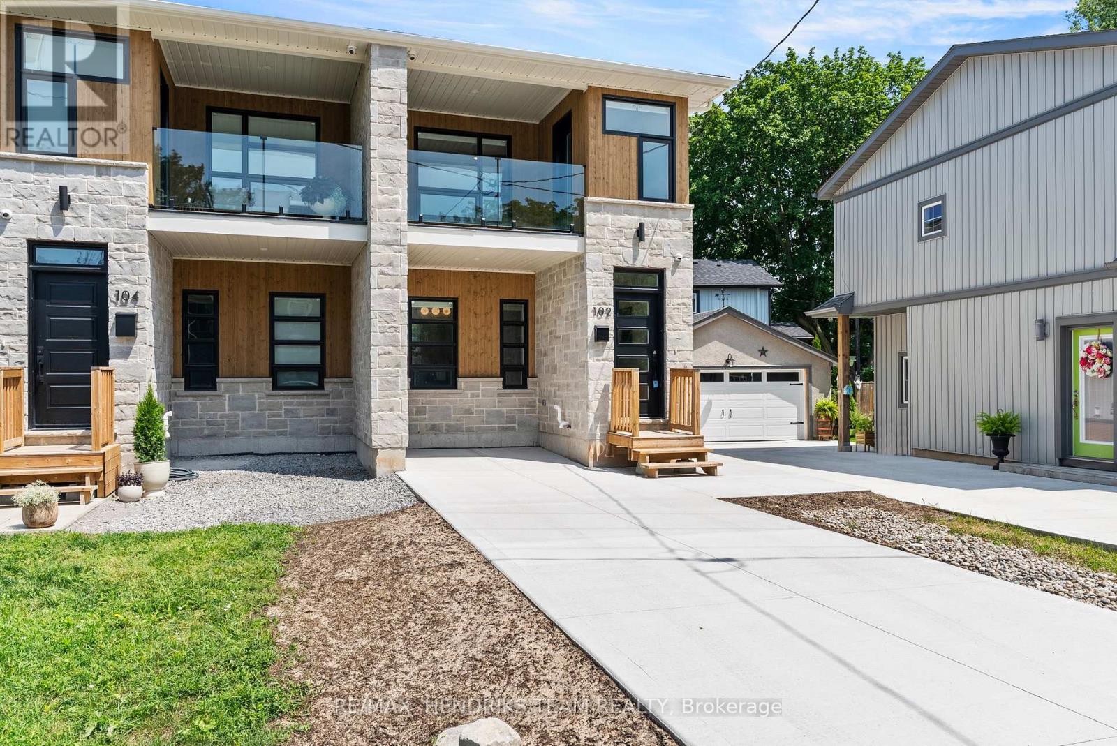 102 BROADWAY AVENUE - 2
