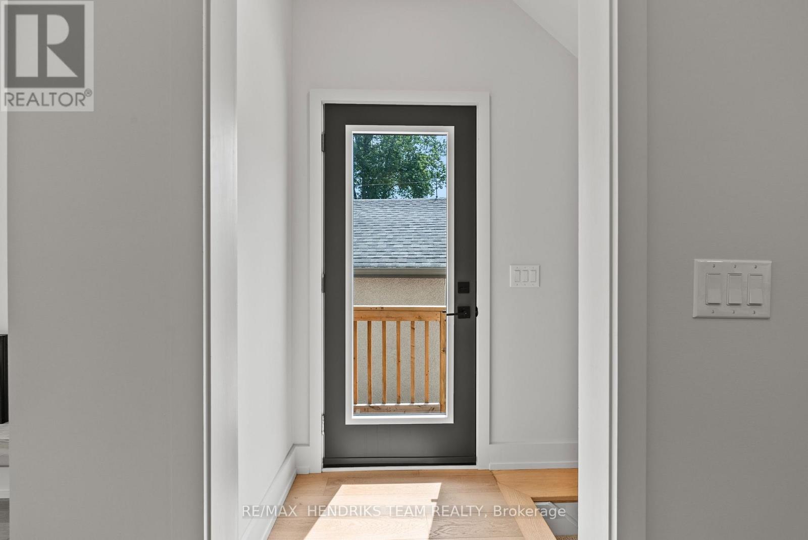 102 BROADWAY AVENUE - 31