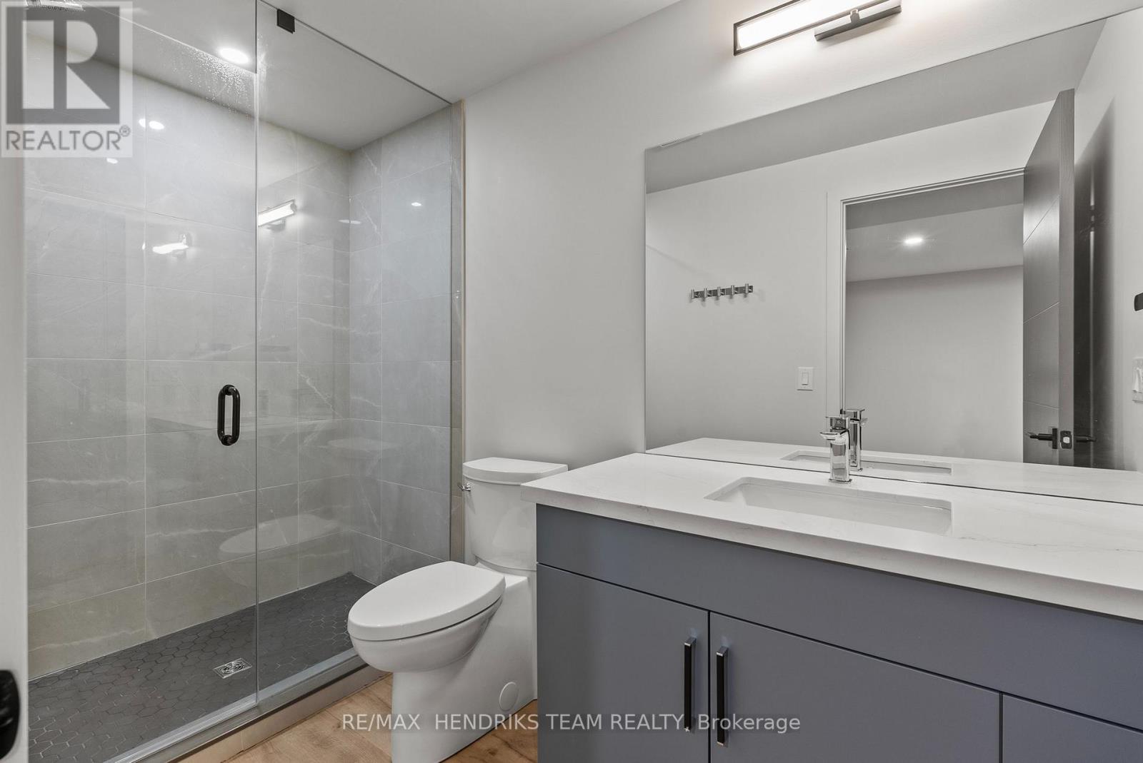 102 BROADWAY AVENUE - Image 36