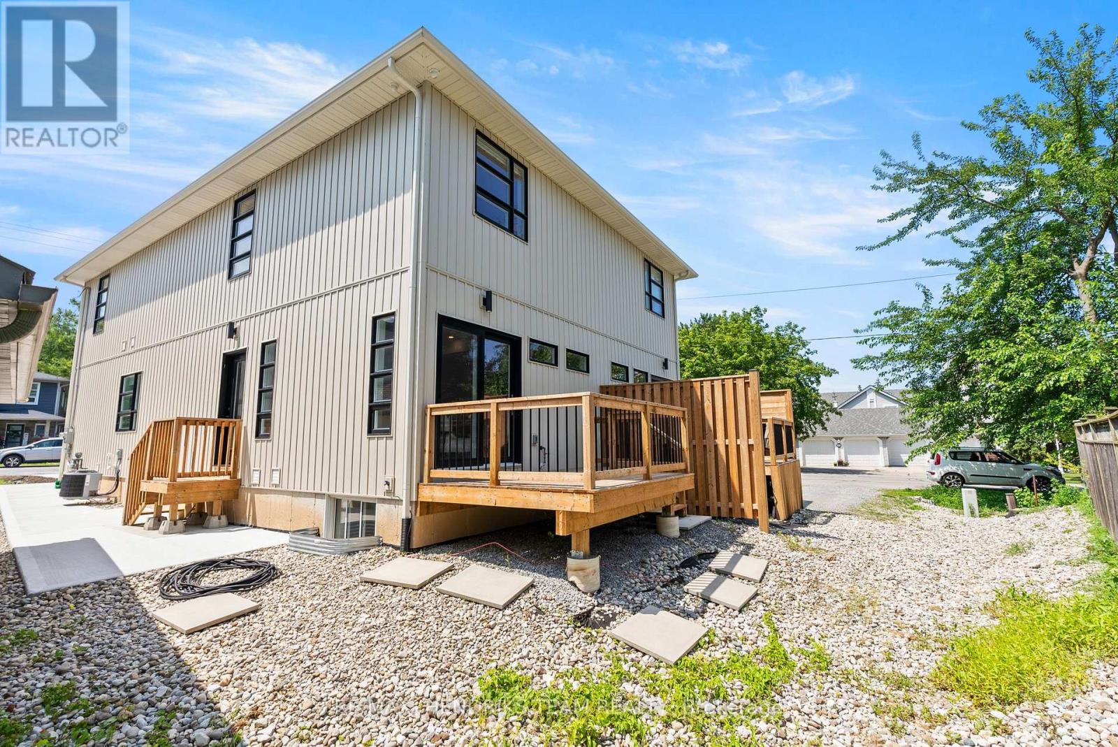 102 BROADWAY AVENUE - Image 38