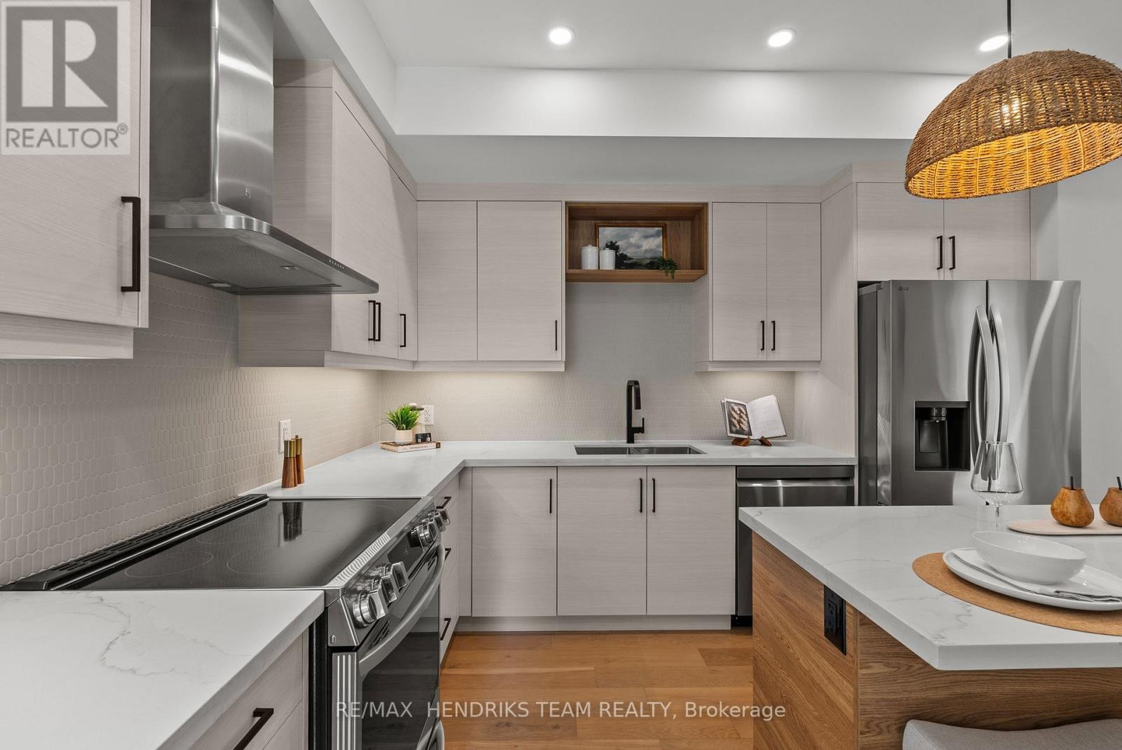 102 BROADWAY AVENUE - 6