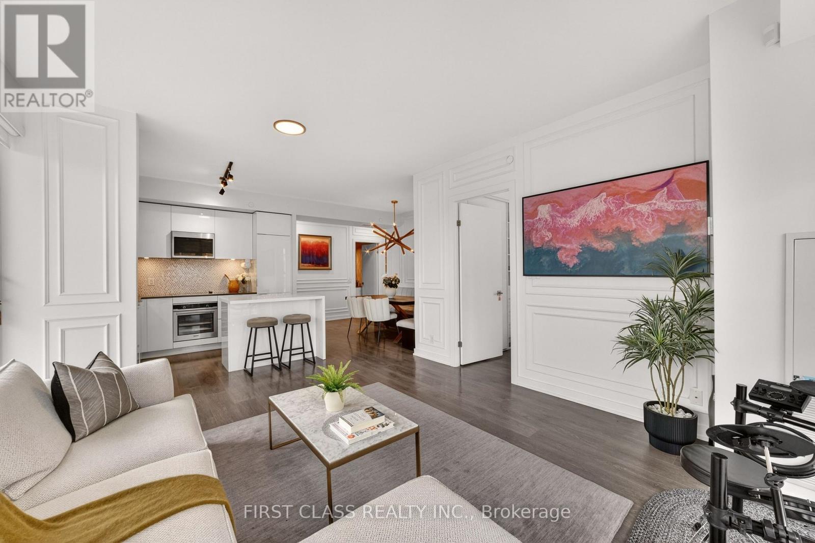 #707 609 AVENUE ROAD - 13