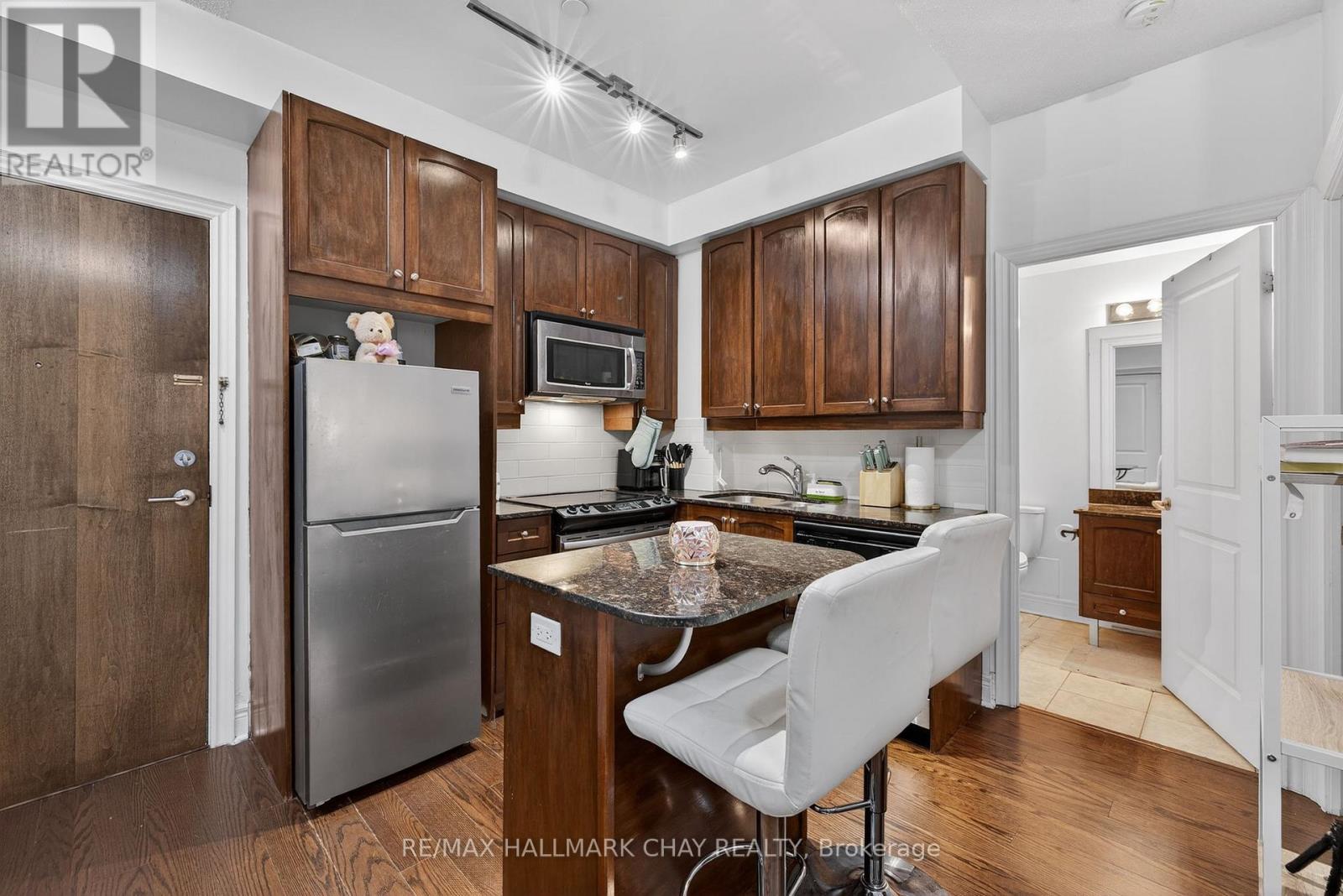 #108 701 SHEPPARD AVENUE W - 5