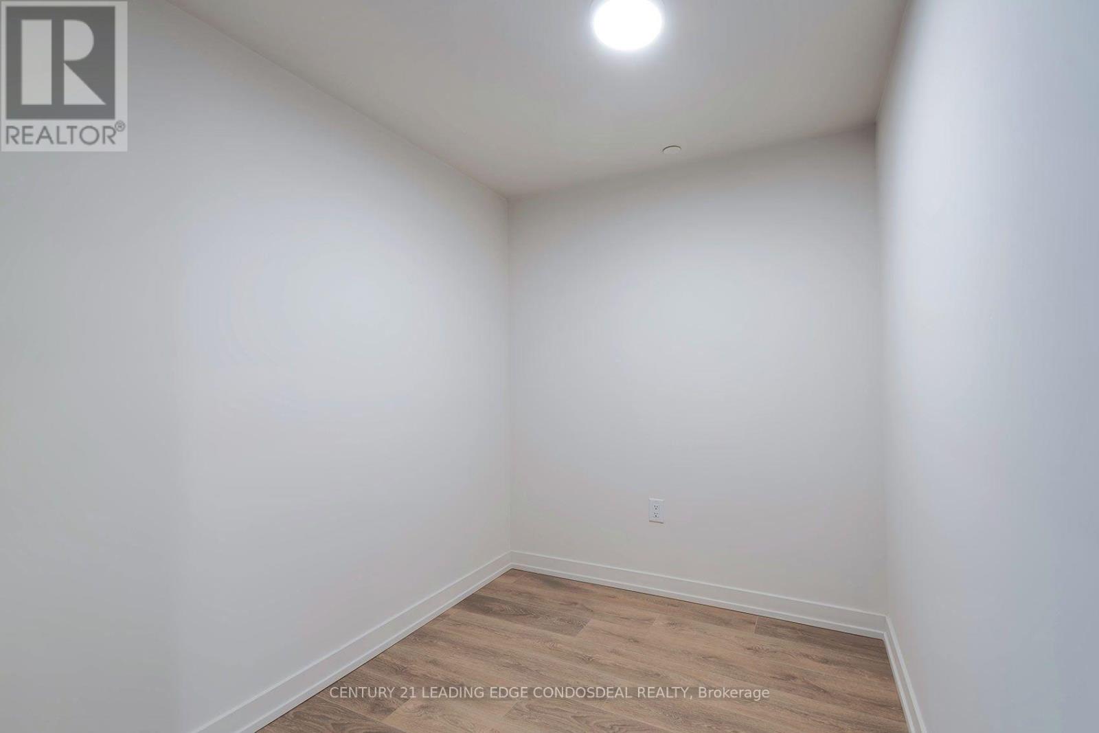 #315 181 STERLING ROAD - Image 32