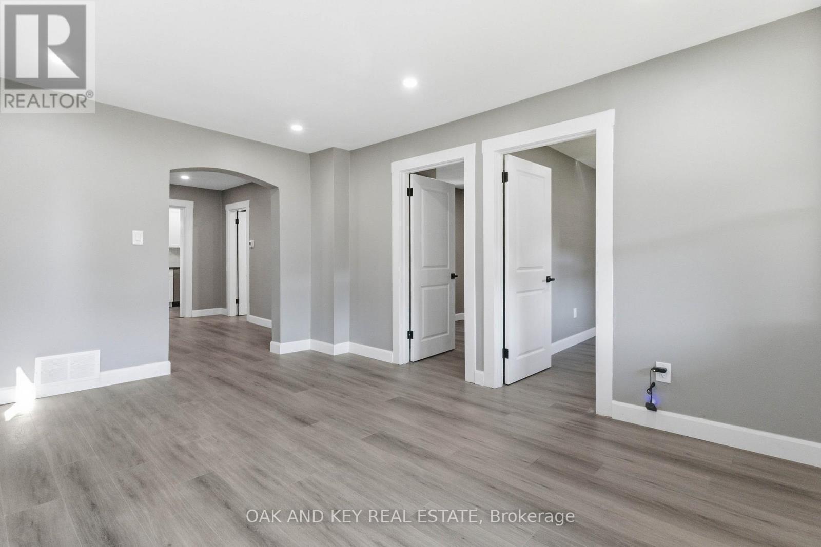 431 BURDICK PLACE - 10