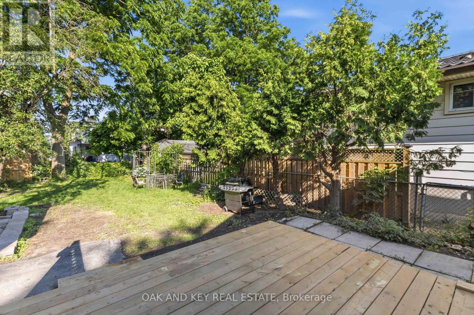 431 BURDICK PLACE - 36