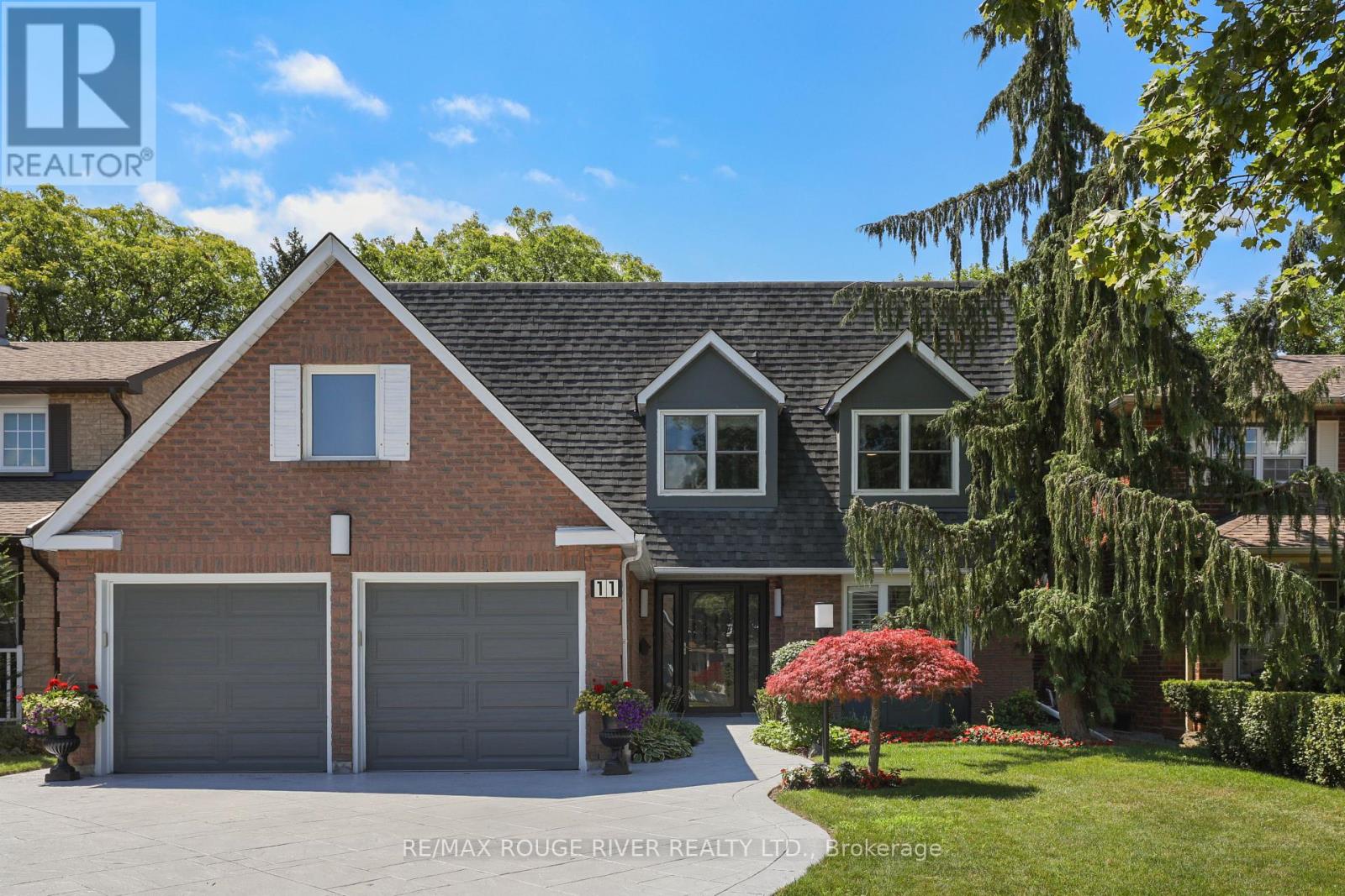 Photo of 11 Canmore Boulevard