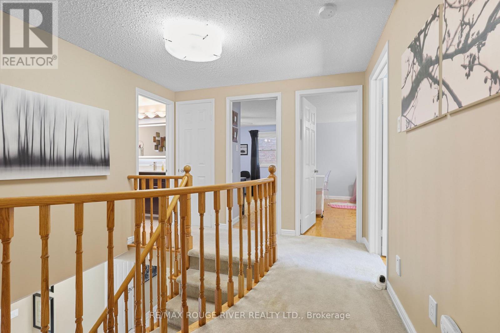 11 CANMORE BOULEVARD - 24