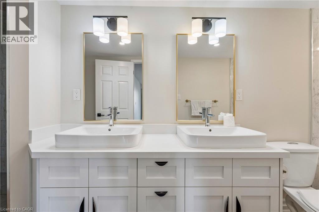 #1304 67 CAROLINE Street S - 42