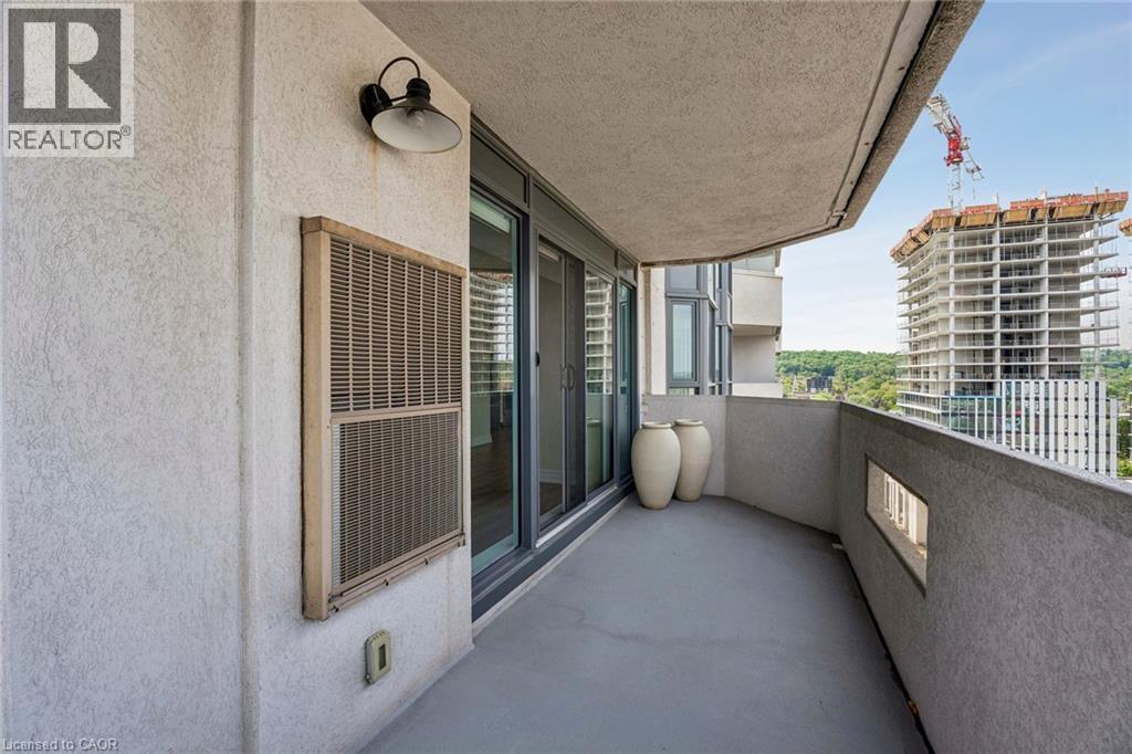#1304 67 CAROLINE Street S - 50