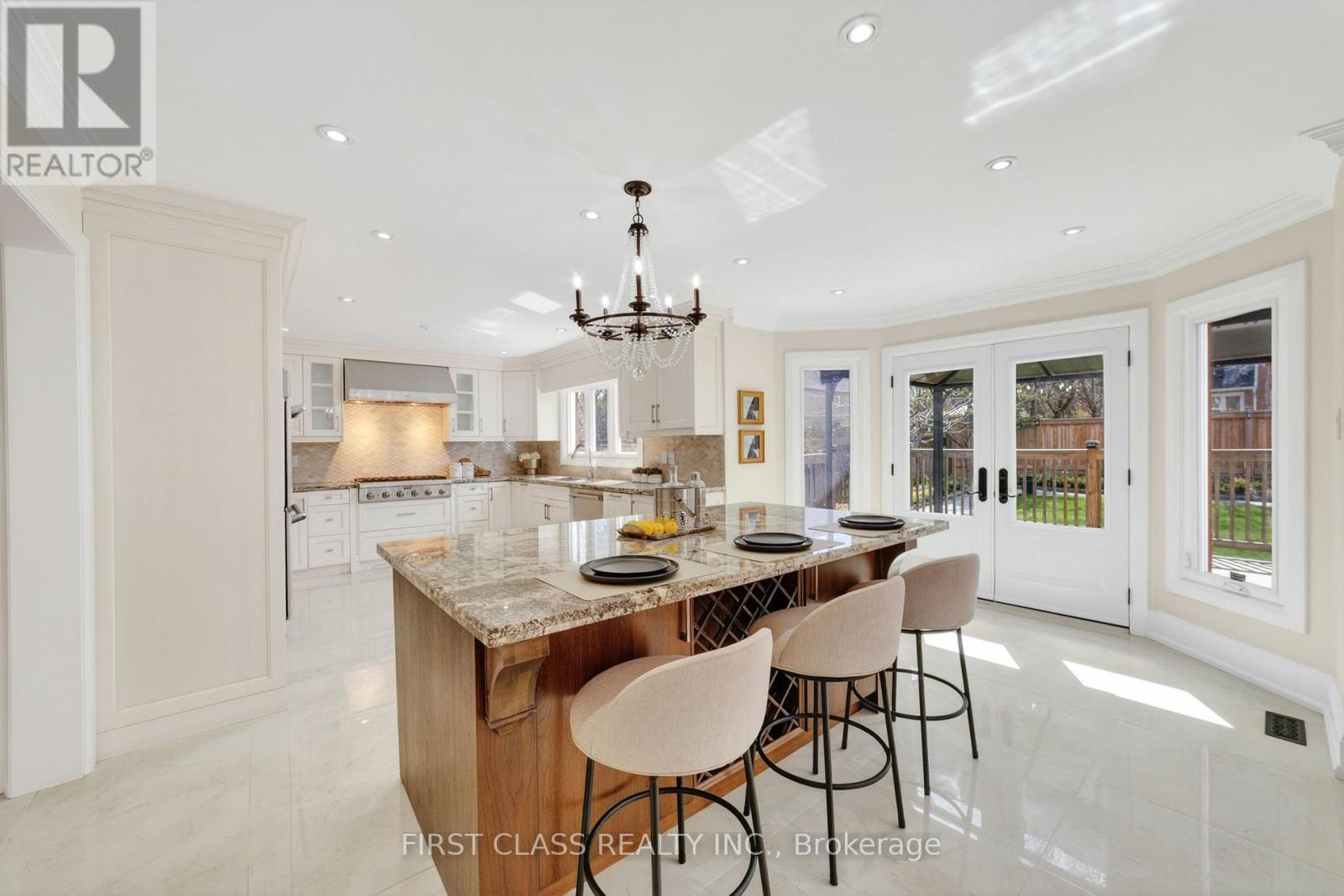 67 HILLHURST DRIVE - Image 13