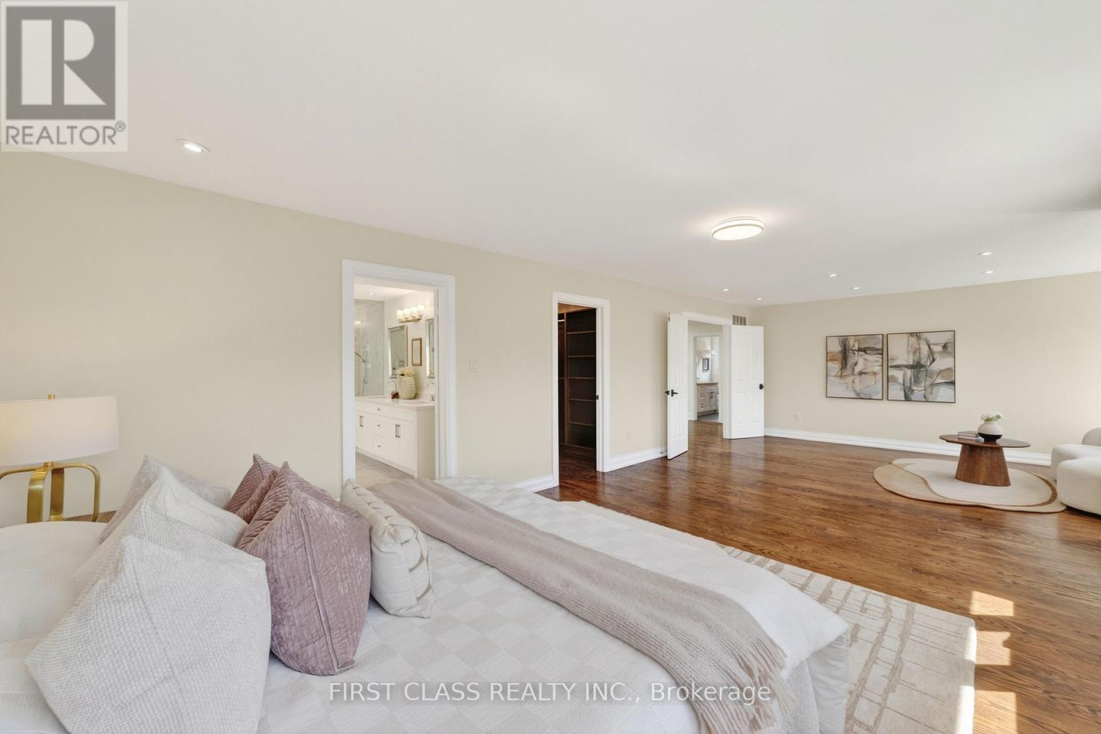 67 HILLHURST DRIVE - Image 24