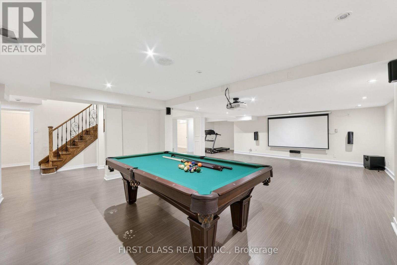 67 HILLHURST DRIVE - Image 41