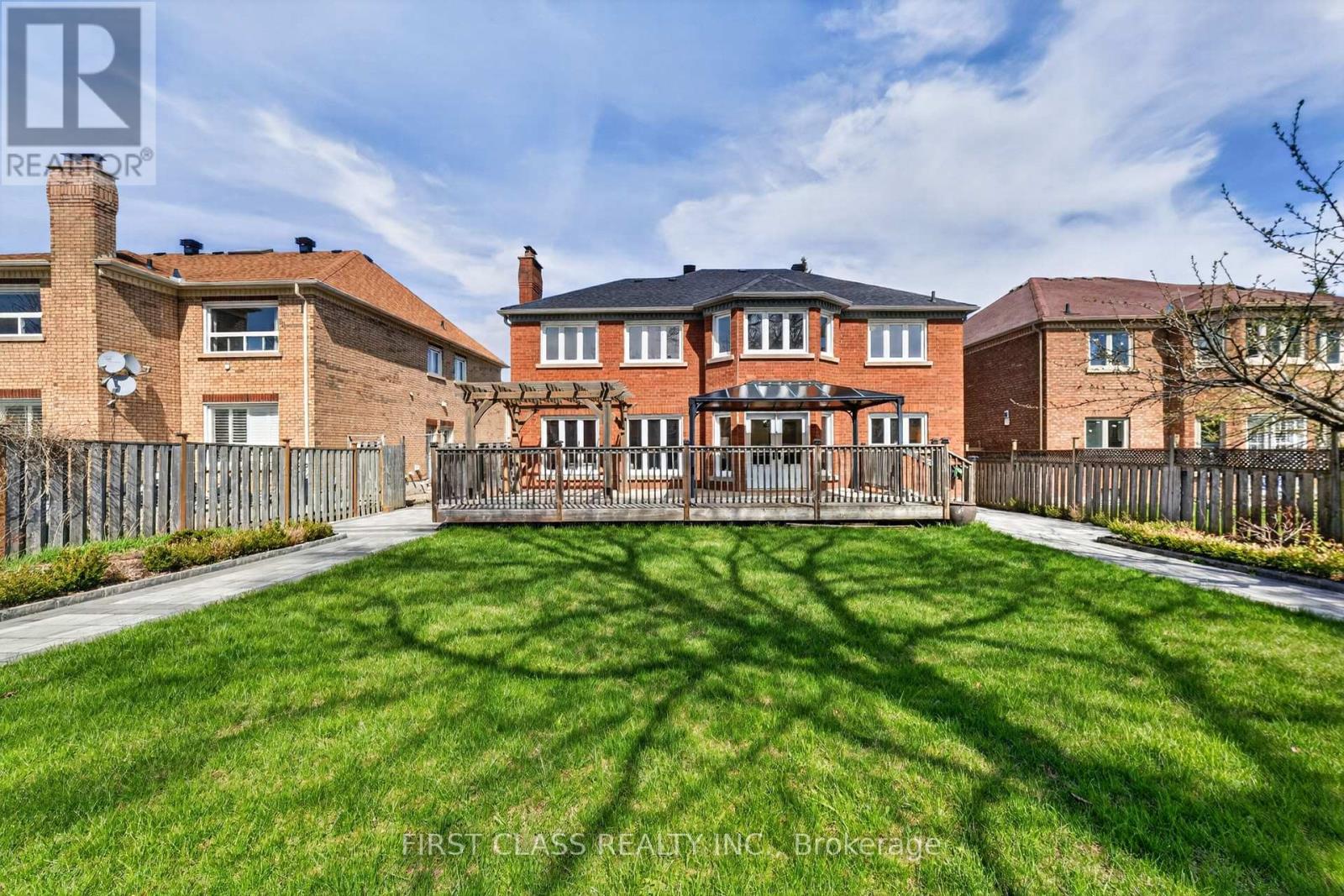 67 HILLHURST DRIVE - 49