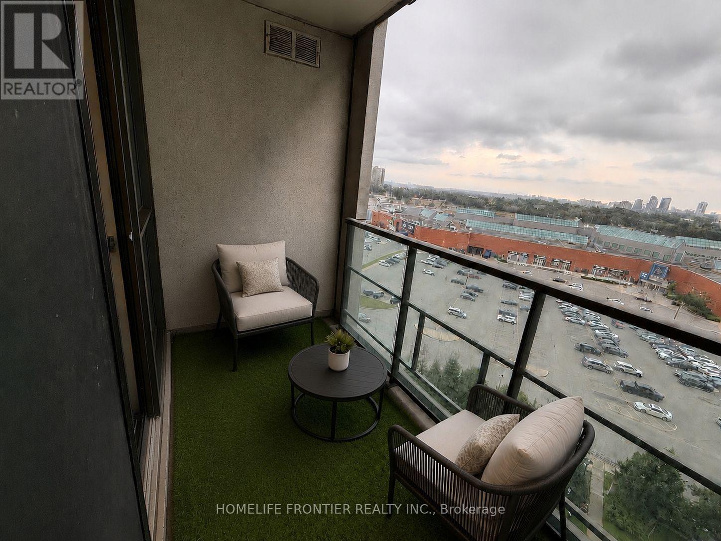 #1111 100 PROMENADE CIRCLE - Image 8
