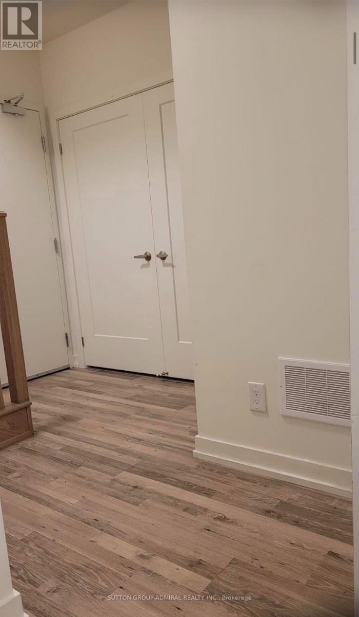 #35 370 RED MAPLE ROAD - Image 5