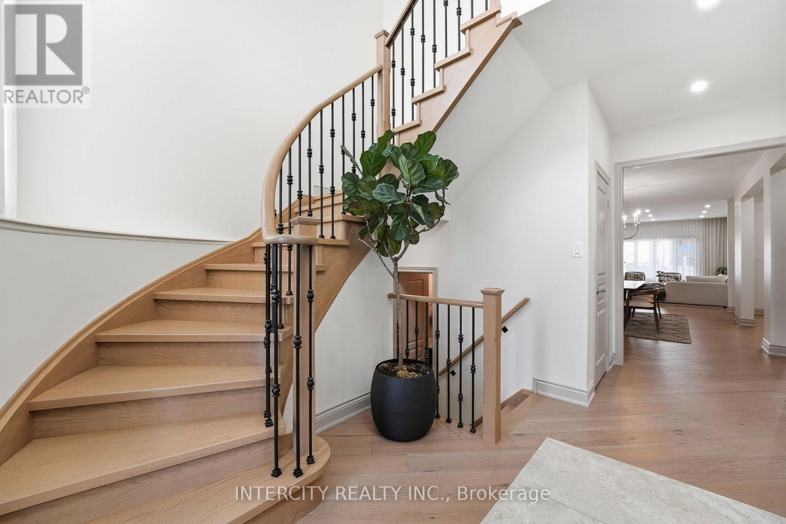 568 GRAND TRUNK AVENUE - Image 5