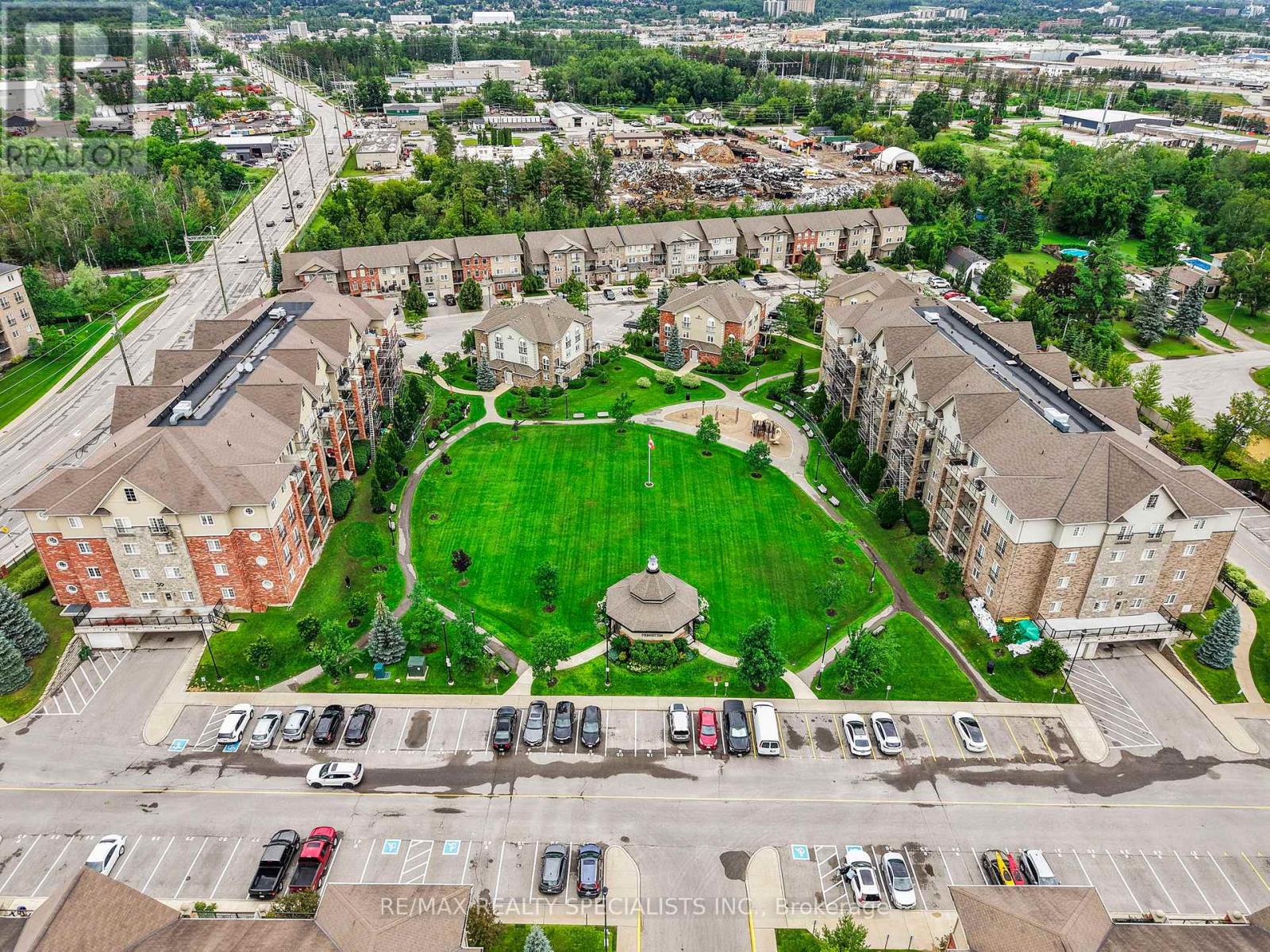 41 FERNDALE DRIVE S - 36