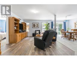31 Revol Road, Penetanguishene, ON L9M0W8 Photo 11