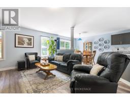 31 Revol Road, Penetanguishene, ON L9M0W8 Photo 12