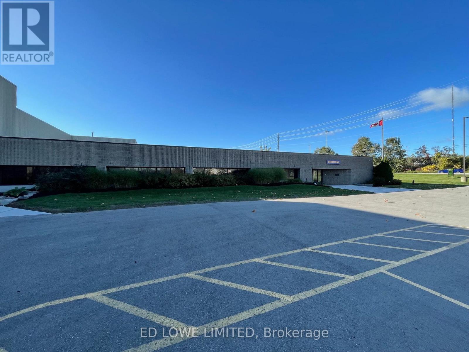 UNIT 3 - 200 FAIRVIEW ROAD