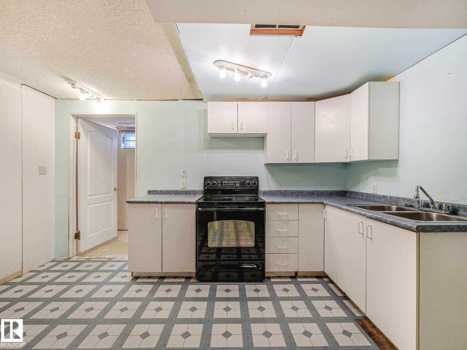 17603 84 AV NW - Image 38